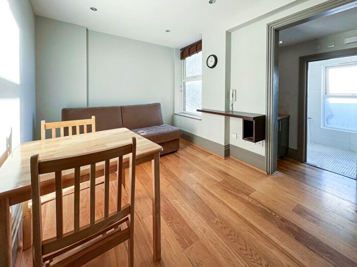 Studio To Rent In Inglewood Mansions, West End Lane, London, NW6