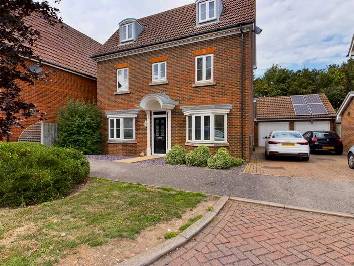 4 Bedroom Detached House To Rent In , Pochard Crescent, Herne Bay, Kent, CT6