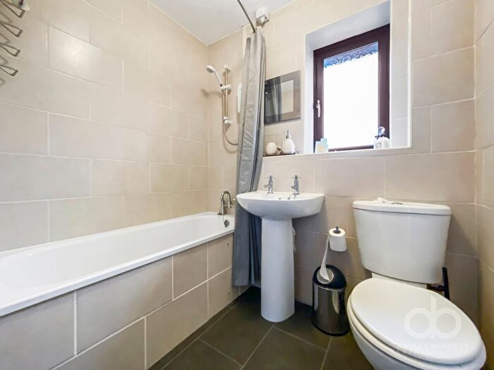 1 Bedroom End Of Terrace House To Rent In Ark Avenue, Grays, Essex, RM16