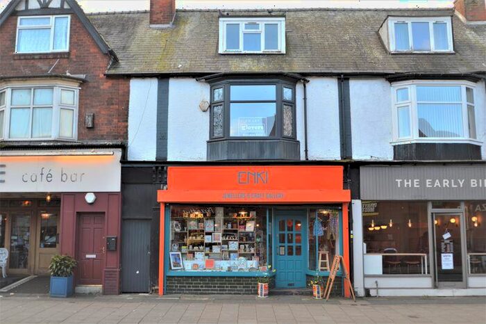 3 Bedroom Flat To Rent In A High Street, Kings Heath, B14