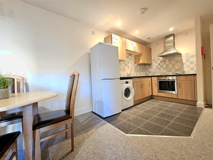 1 Bedroom Flat To Rent In Church View, Orange Grove, PE13