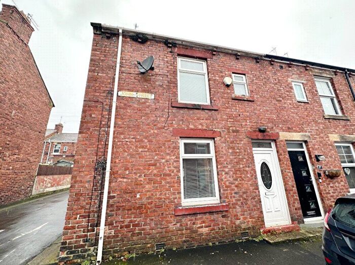 3 Bedroom End Of Terrace House To Rent In John Street, No Place, Stanley, DH9
