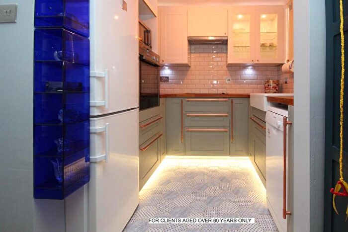 1 Bedroom Retirement Property To Rent In Arbury Road, Cambridge, CB4