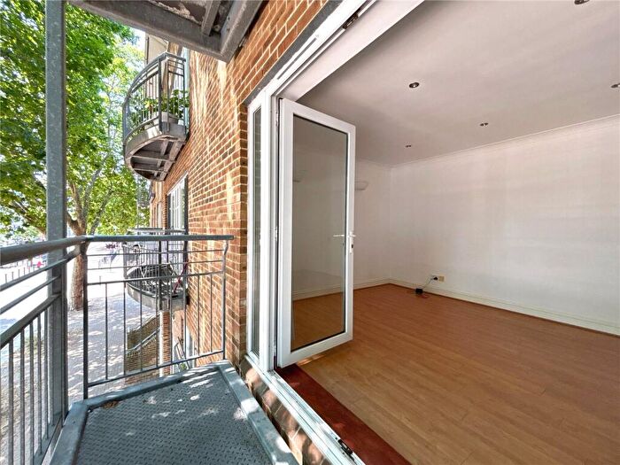 2 Bedroom Apartment To Rent In Rope Street, London, SE16
