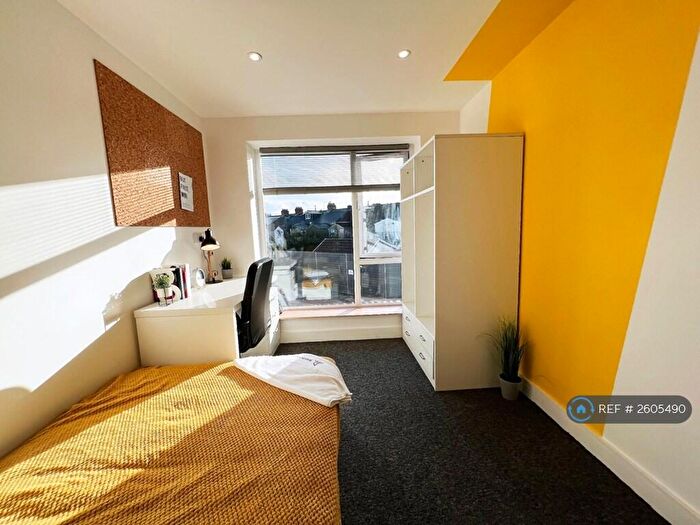 1 Bedroom Flat To Rent In Cathays Terrace, Cardiff, CF24