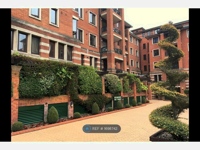 2 Bedroom Flat To Rent In Chasewood Park, Harrow, HA1