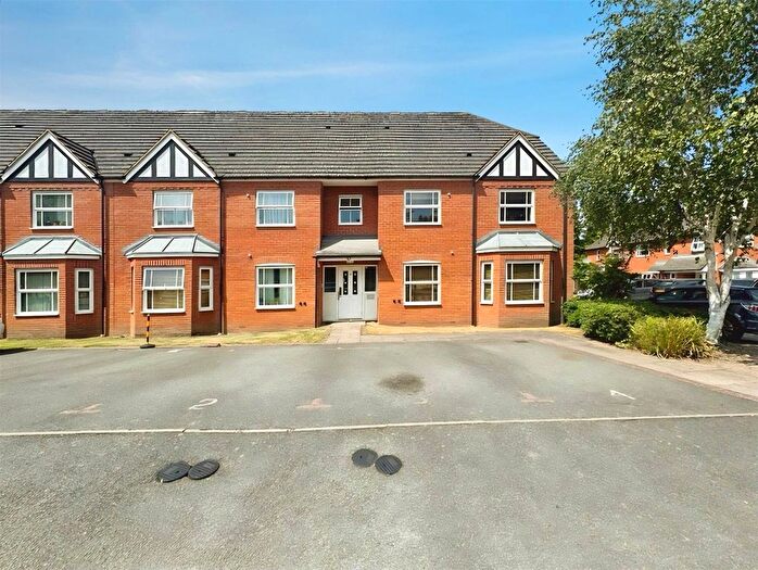 2 Bedroom Flat For Sale In Harlequin Drive, Moseley, Birmingham, B13