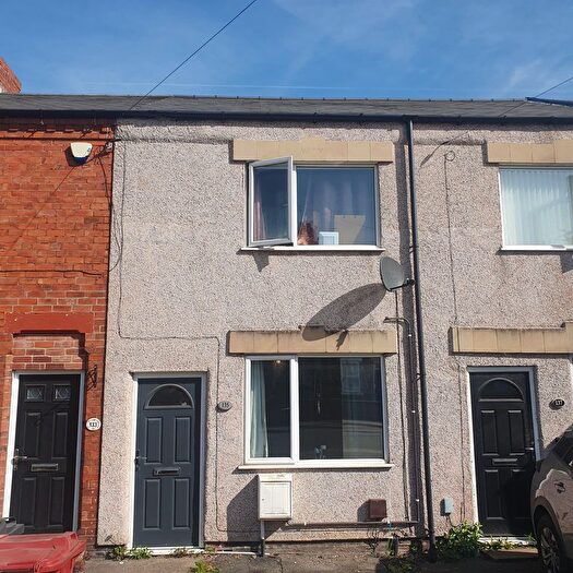 2 Bedroom Semi-Detached House To Rent In Creswell Road, Clowne, S43