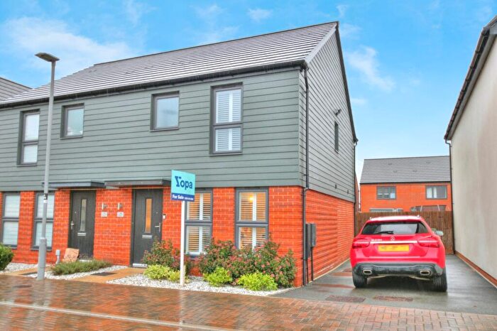 3 Bedroom Semi-Detached House For Sale In Martin Avenue, Milton Keynes, MK17