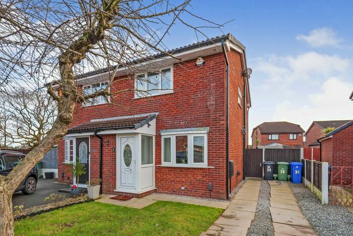 2 Bedroom Semi-Detached House For Sale In Chedworth Drive, Widnes, WA8