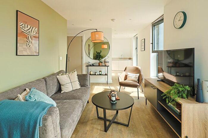 2 Bedroom Apartment To Rent In The Silver Yard, Birmingham Birmingham, B4