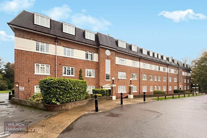 2 Bedroom Flat For Sale In Sudbury Hill, Harrow, HA1