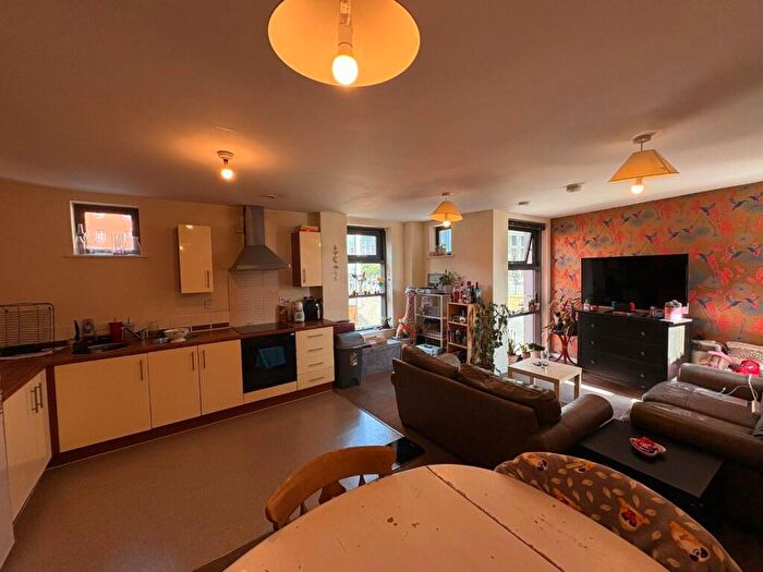2 Bedroom Apartment To Rent In City Gate, Blantyre Street, Manchester, M15