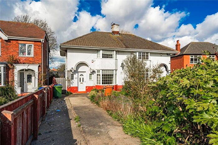 3 Bedroom Semi Detached House For Sale In Laceby Road, Grimsby, Lincoln, Lincolnshire, DN34