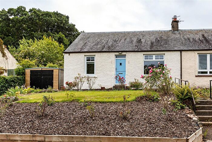2 Bedroom Semi-Detached Bungalow For Sale In Dean Cottages, Newstead, Melrose, TD6