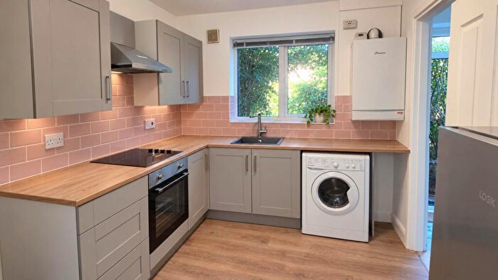 3 Bedroom Terraced House For Sale In Gregory Street, Nottingham, NG7