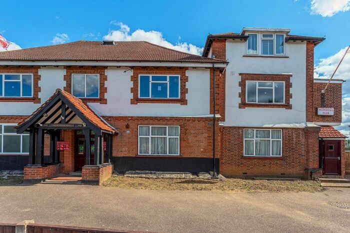 2 Bedroom Apartment To Rent In High Road Harrow, HA3