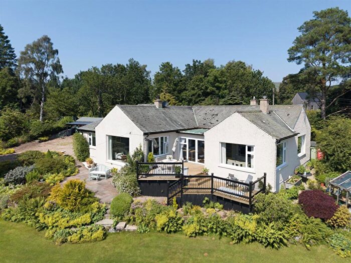 3 Bedroom Detached Bungalow For Sale In Windyridge, Rumbling Bridge, KY13
