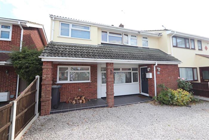 4 Bedroom Semi-Detached House To Rent In Grido House, High Street, Canewdon, SS4