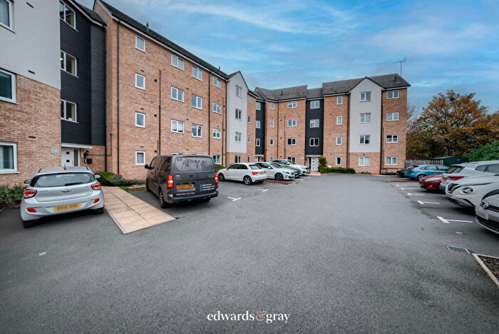 2 Bedroom Apartment For Sale In Lamprey Court, Birmingham, B37