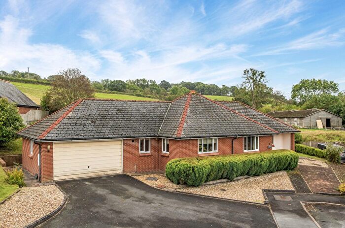 3 Bedroom Bungalow For Sale In Rhos Y Maen Isaf, Llanidloes, Powys, SY18