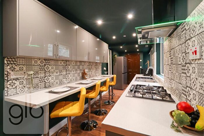 5 Bedroom Property For Sale In Bolingbroke Road, Coventry, CV3