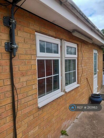 Studio To Rent In Richings Way, Iver, SL0