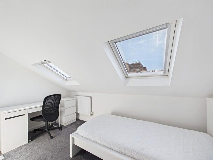 Studio To Rent In St. Martins Place, Brighton, BN2