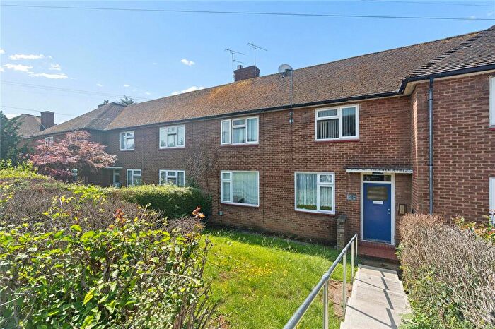 1 Bedroom Maisonette For Sale In Dudley Road, Romford, RM3