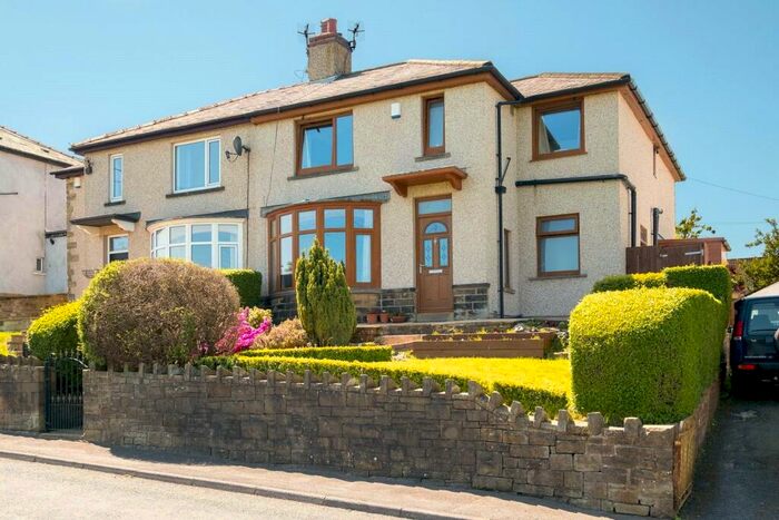 5 Bedroom Semi-Detached House For Sale In Manchester Road, Hapton, Burnley, Lancashire, BB11