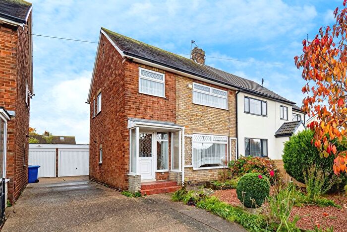 3 Bedroom Semi-Detached House For Sale In Lime Tree Lane, Bilton, Hull, HU11