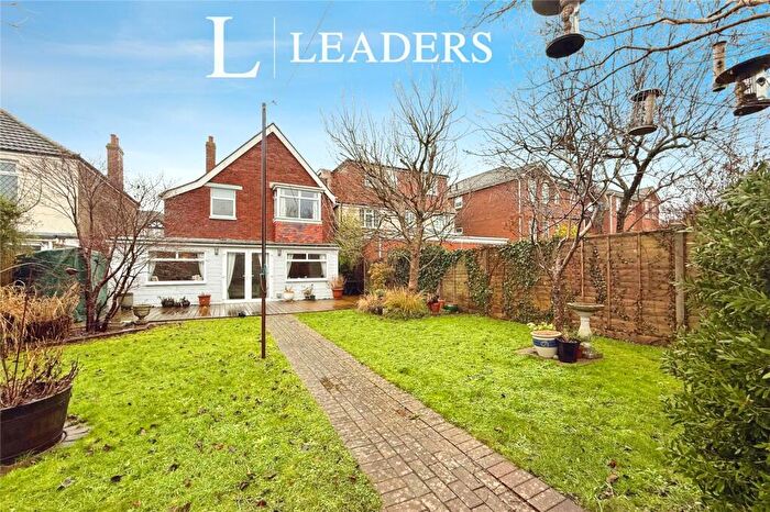 3 Bedroom Detached House For Sale In Brockhurst Road, Gosport, Hampshire, PO12