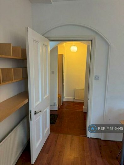 Studio To Rent In Claremont Place, Newcastle Upon Tyne, NE2