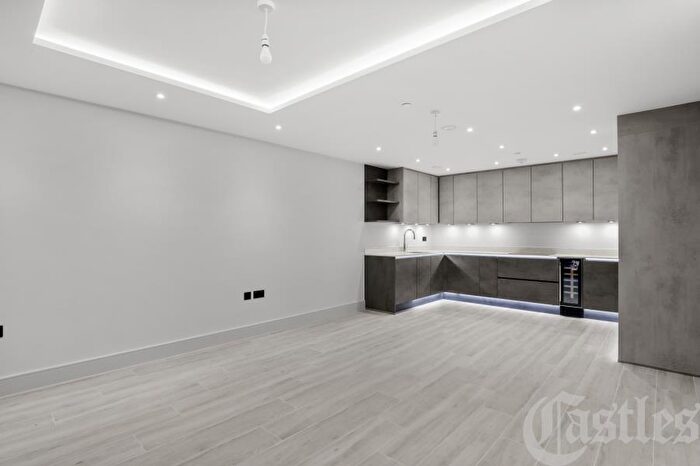 2 Bedroom Apartment To Rent In Berkeley House, Tottenham Lane, Crouch End, N8