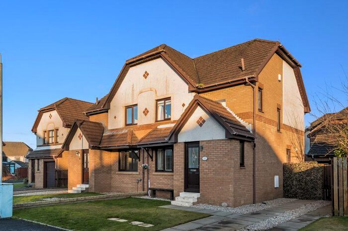 3 Bedroom Semi-Detached Villa For Sale In St Andrews Way, Tarryholme, Irvine, KA11