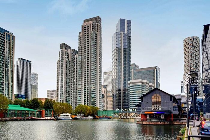 2 Bedroom Flat For Sale In Pan Peninsula, Willesden, London, E14