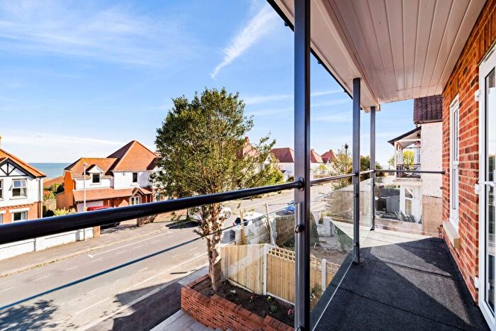 5 Bedroom Detached House For Sale In Wear Bay Crescent, Folkestone, Kent, CT19