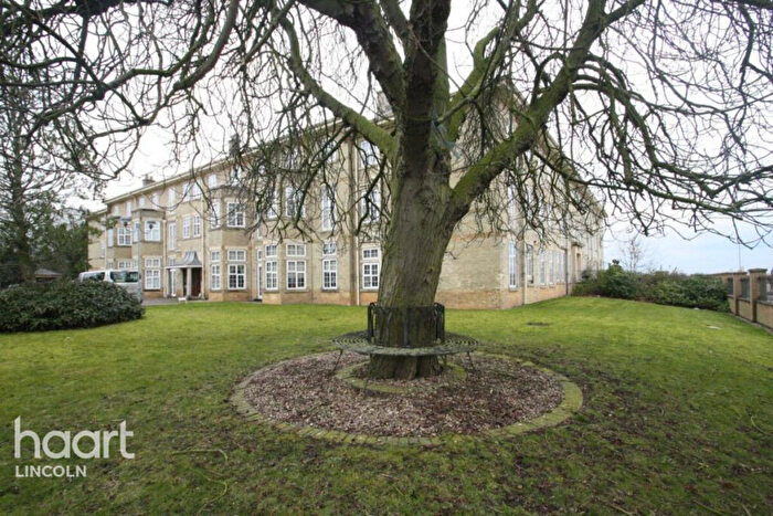 3 Bedroom Apartment To Rent In Chichester Road, Lincoln, LN4