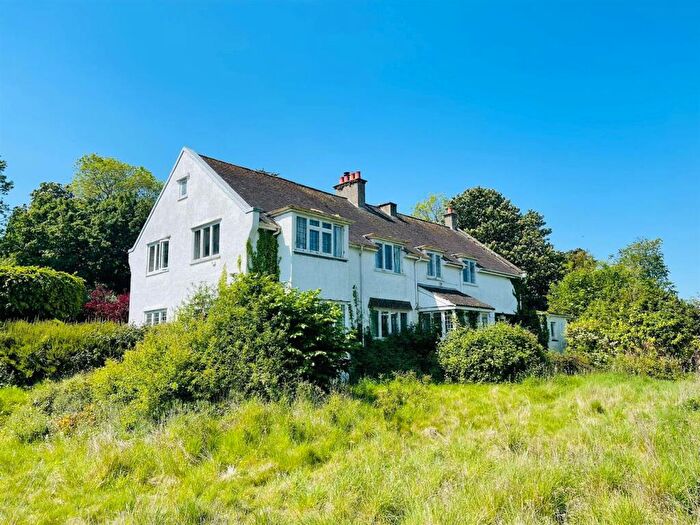 3 Bedroom Semi-Detached House For Sale In Yarmouth, Isle Of Wight, PO41