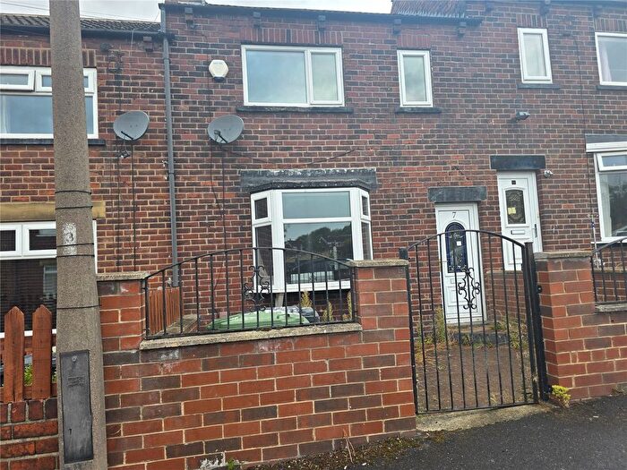 3 Bedroom Terraced House To Rent In Walkley Avenue, Heckmondwike, West Yorkshire, WF16