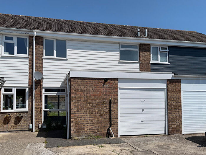 3 Bedroom Terraced House To Rent In Broadmarsh Close, Grove, Wantage, Oxfordshire, OX12