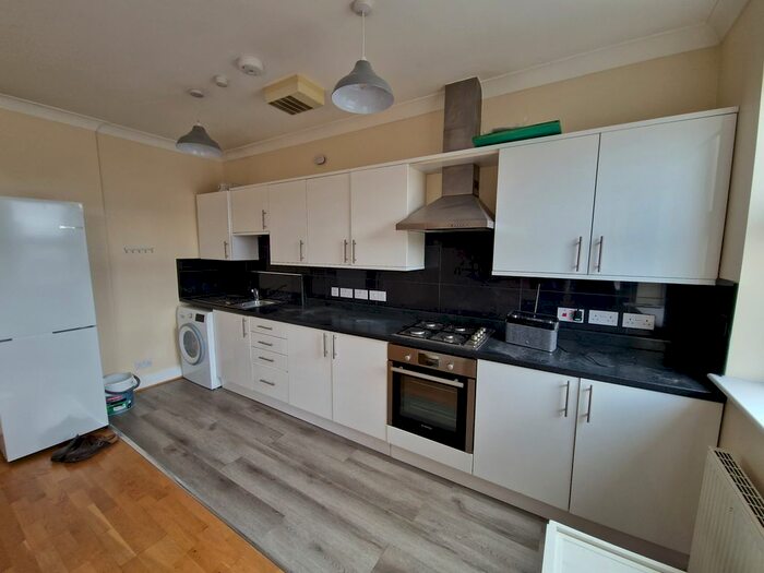 2 Bedroom Flat To Rent In Anerley Road, London, SE20