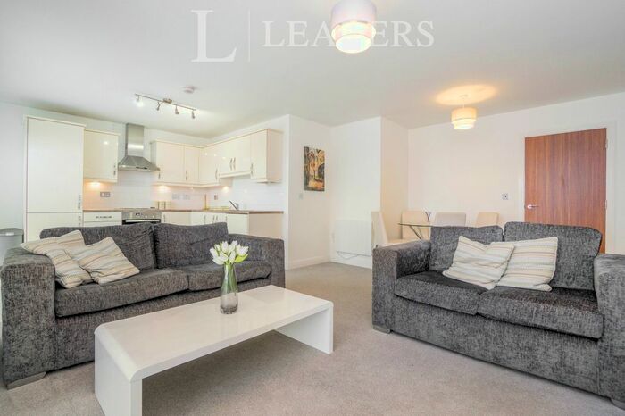 2 Bedroom Flat To Rent In Handbridge Square, Chester, CH1