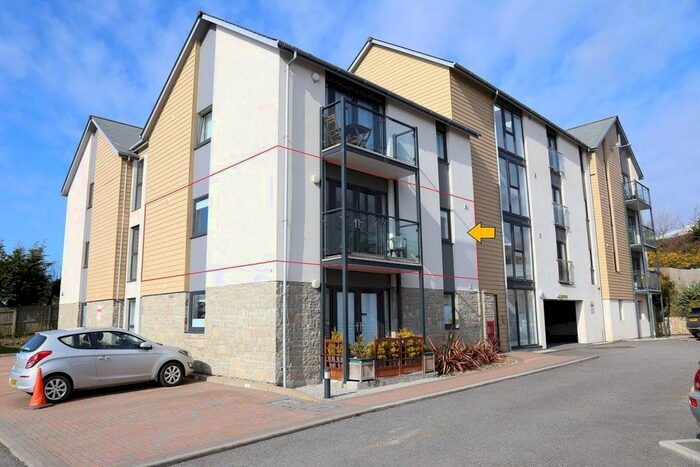 2 Bedroom Flat To Rent In Jubilee Drive, Redruth, TR15