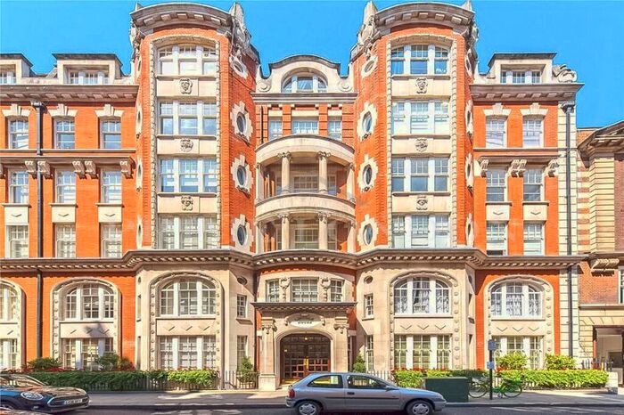 5 Bedroom Flat To Rent In Lincoln House, Basil Street, Knightsbridge, SW3