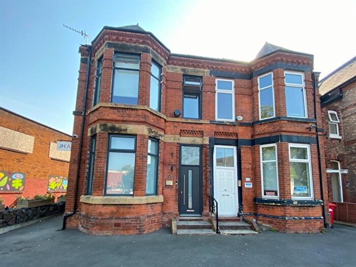 3 Bedroom Duplex To Rent In Manchester Road, Chorlton, M21