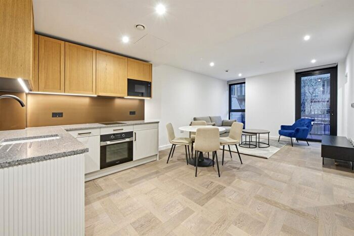 Apartment To Rent In Saffron Place, E1W