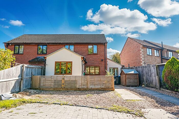 3 Bedroom Semi-Detached House For Sale In Park Road, Cheveley, CB8