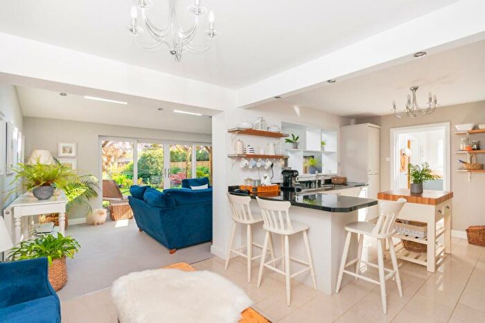 4 Bedroom Semi-Detached House For Sale In Gloucester Road, Rudgeway, BS35