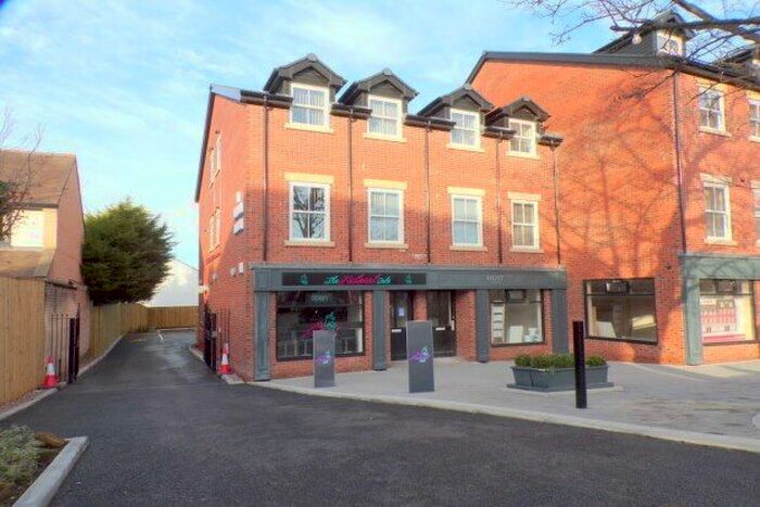 2 Bedroom Flat To Rent In The Willows, Prenton, CH43